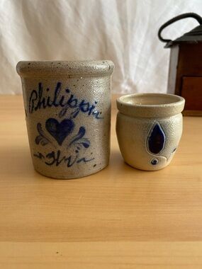 Rowe Pottery Works Blue Heart Crock WV Williamsburg leaf mini salt glaze